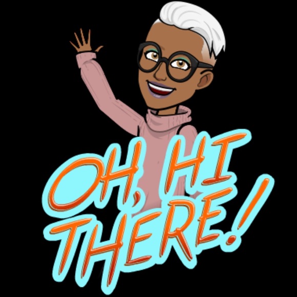 Meet your Posher, Sandee - Picture 2 of 2